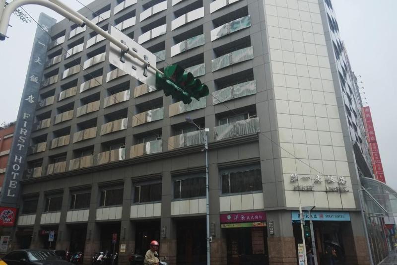 First Hotel Taipei Exteriör bild